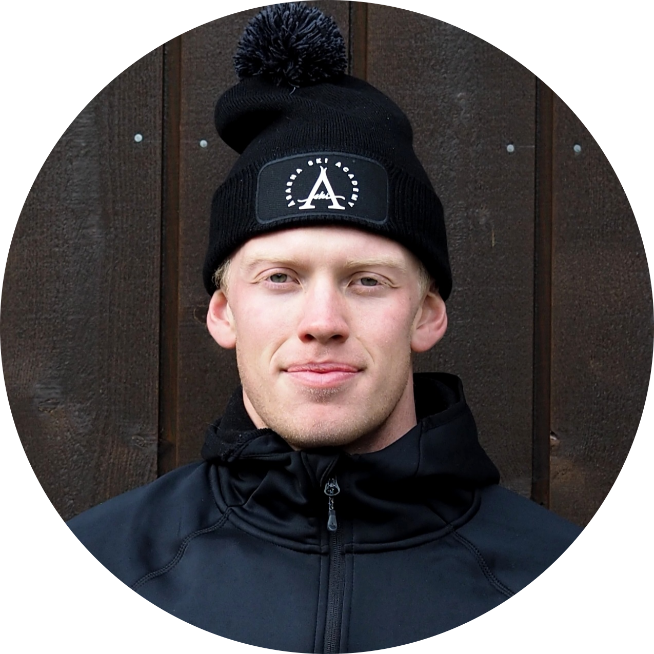 PA090011-photoaidcom-cropped