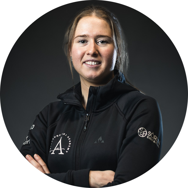 FE5A4103-photoaidcom-cropped